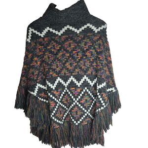 Altare Knit Boho Fringe Poncho Womens One Size